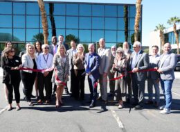 Thorne clinic ribbon cutting at roseman university
